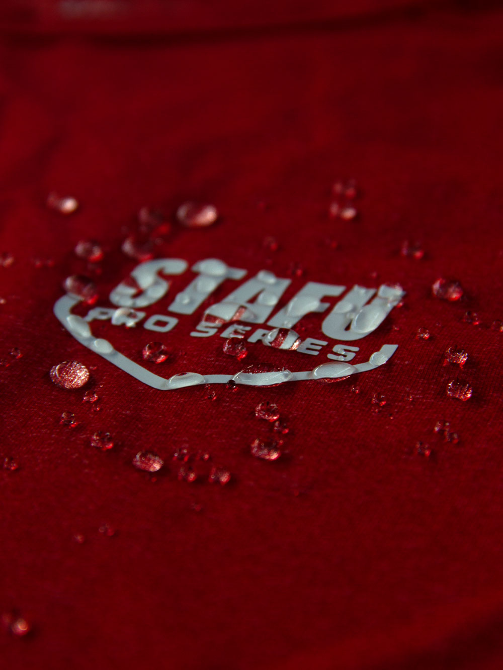 Cyclone V2 Kapüşonlu Uzun Kollu UV Korumalı T-Shirt – Kırmızı
