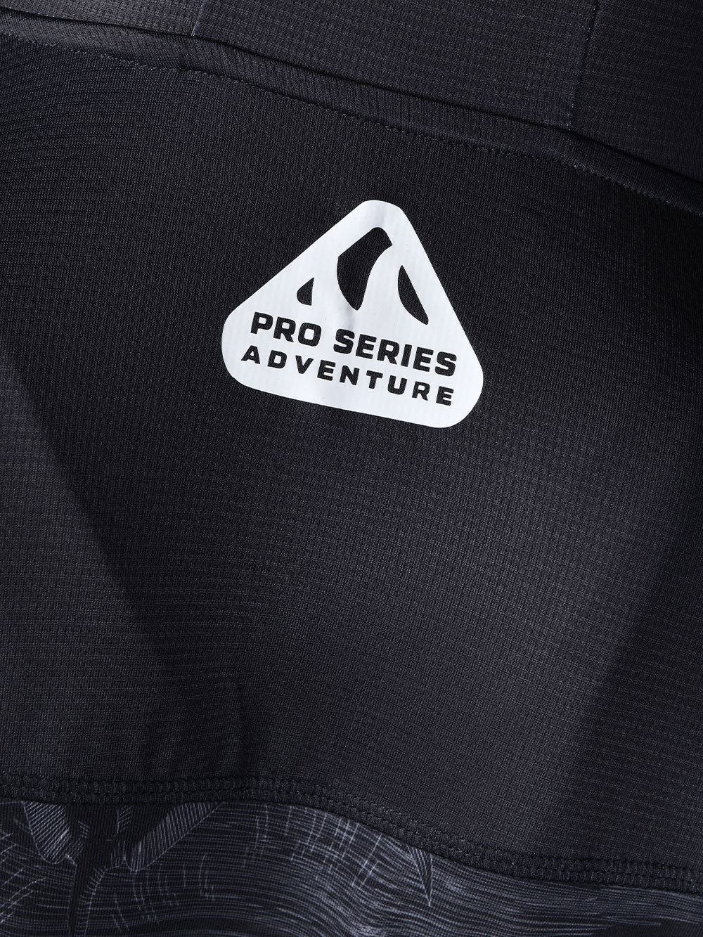 Outrigger Hooded UV Protection Performance T-Shirt - Frenzy Black